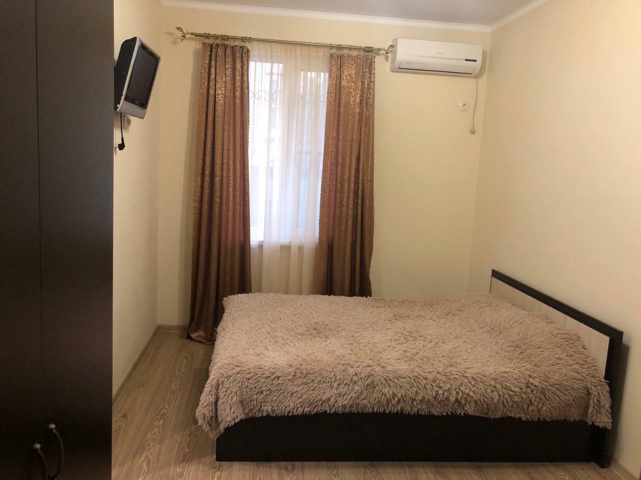 Guest House Nadia 수쿰 외부 사진